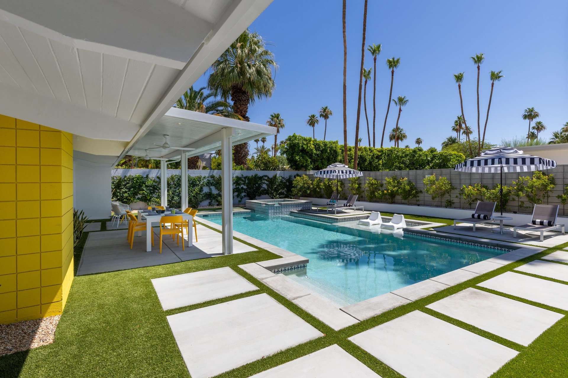 Gorgeous pool