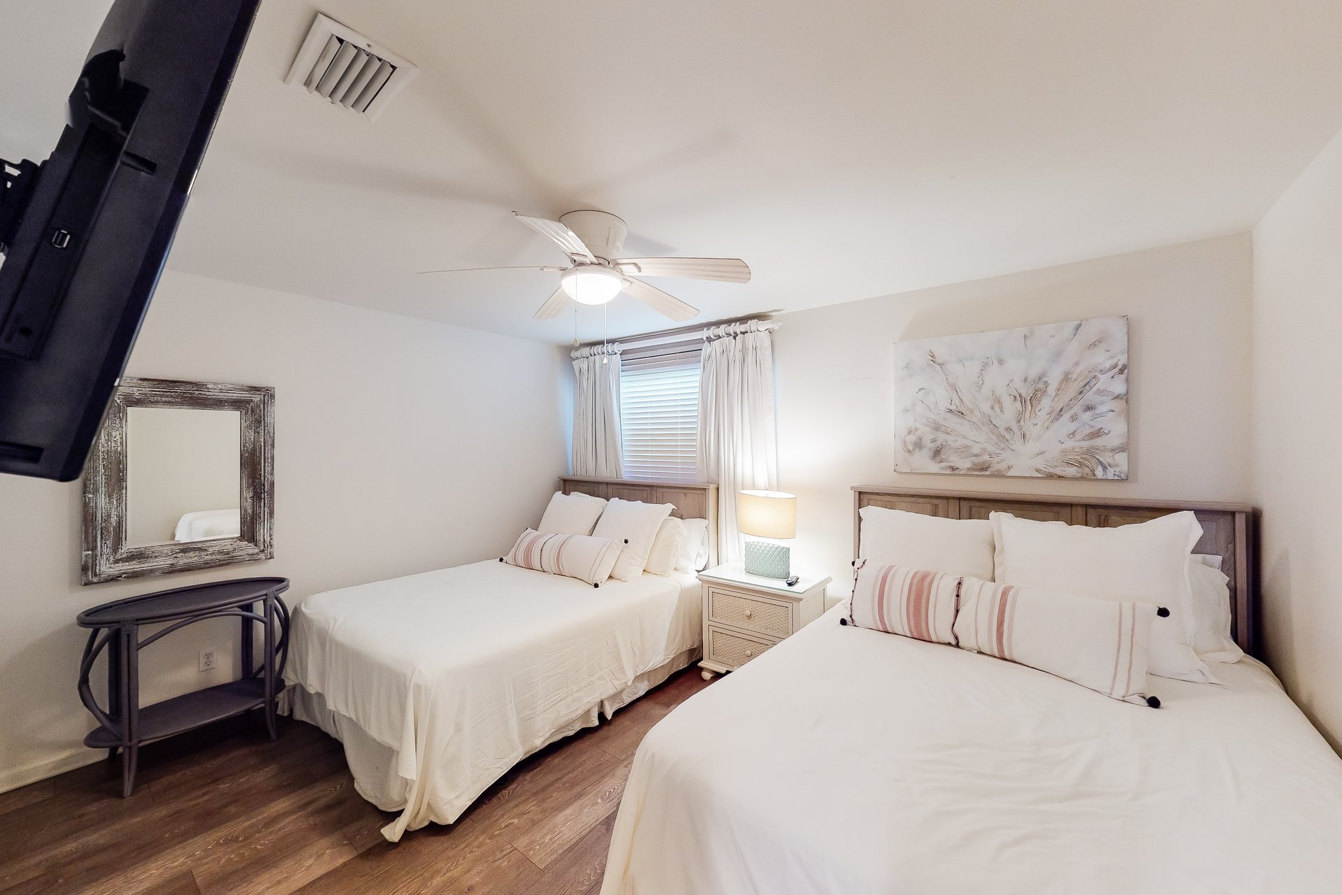 Gulffront Getaway 16