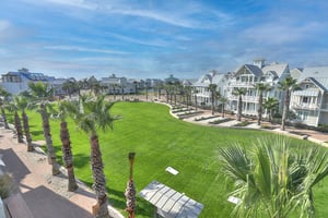 Bunk Room Private Balcony View, 3rd Floor