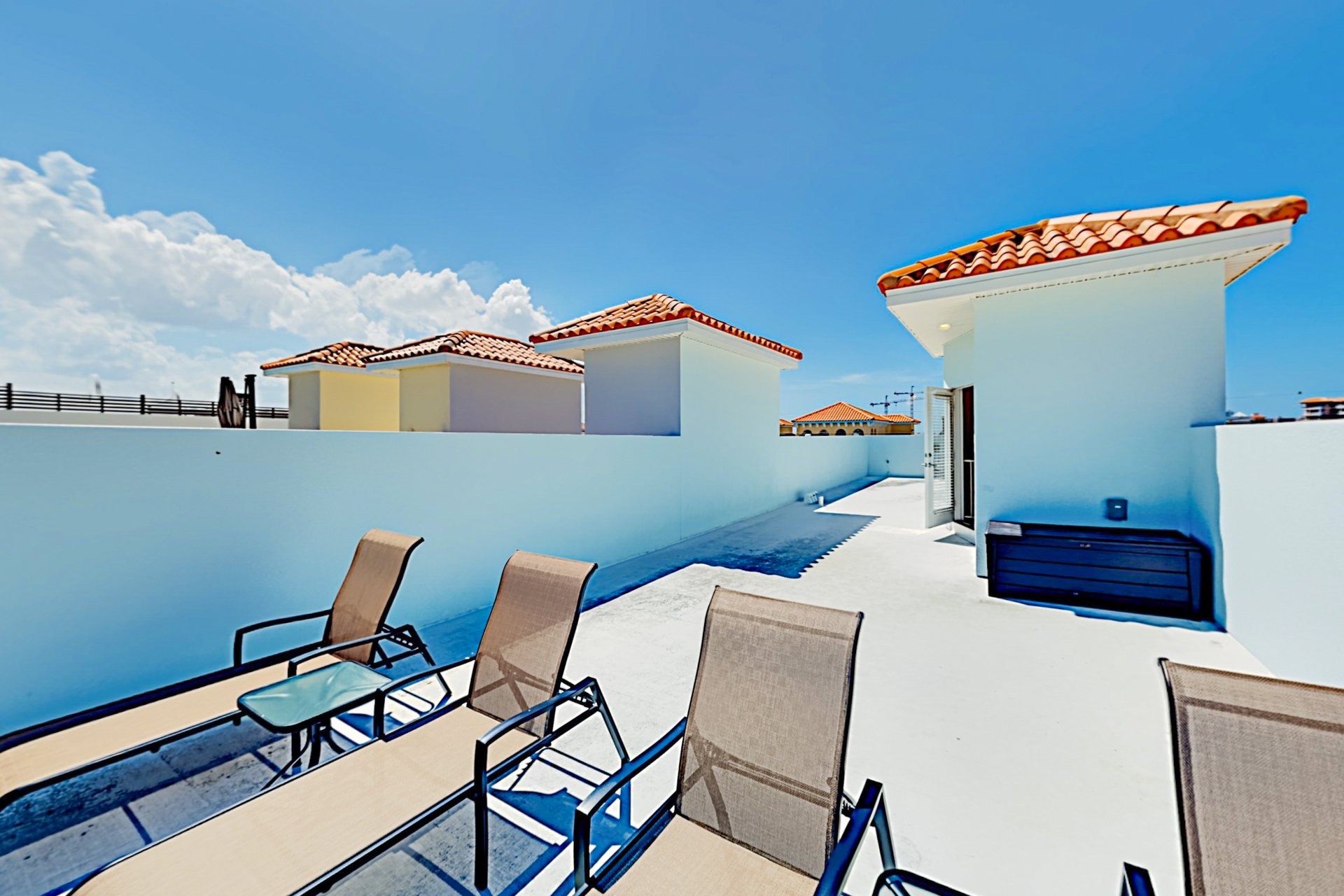 Sunshine amp Beachin 3 29