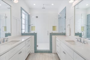 Primary King Ensuite, 2nd Floor