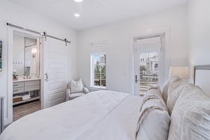 Third King Bedroom, 2nd Floor