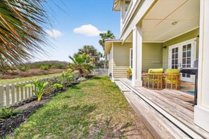 1st Floor, Backyard