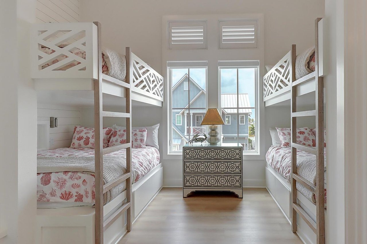 2nd Floor, Queen Over Queen Bedroom