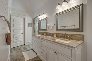 Primary King Bathroom, 3rd Floor