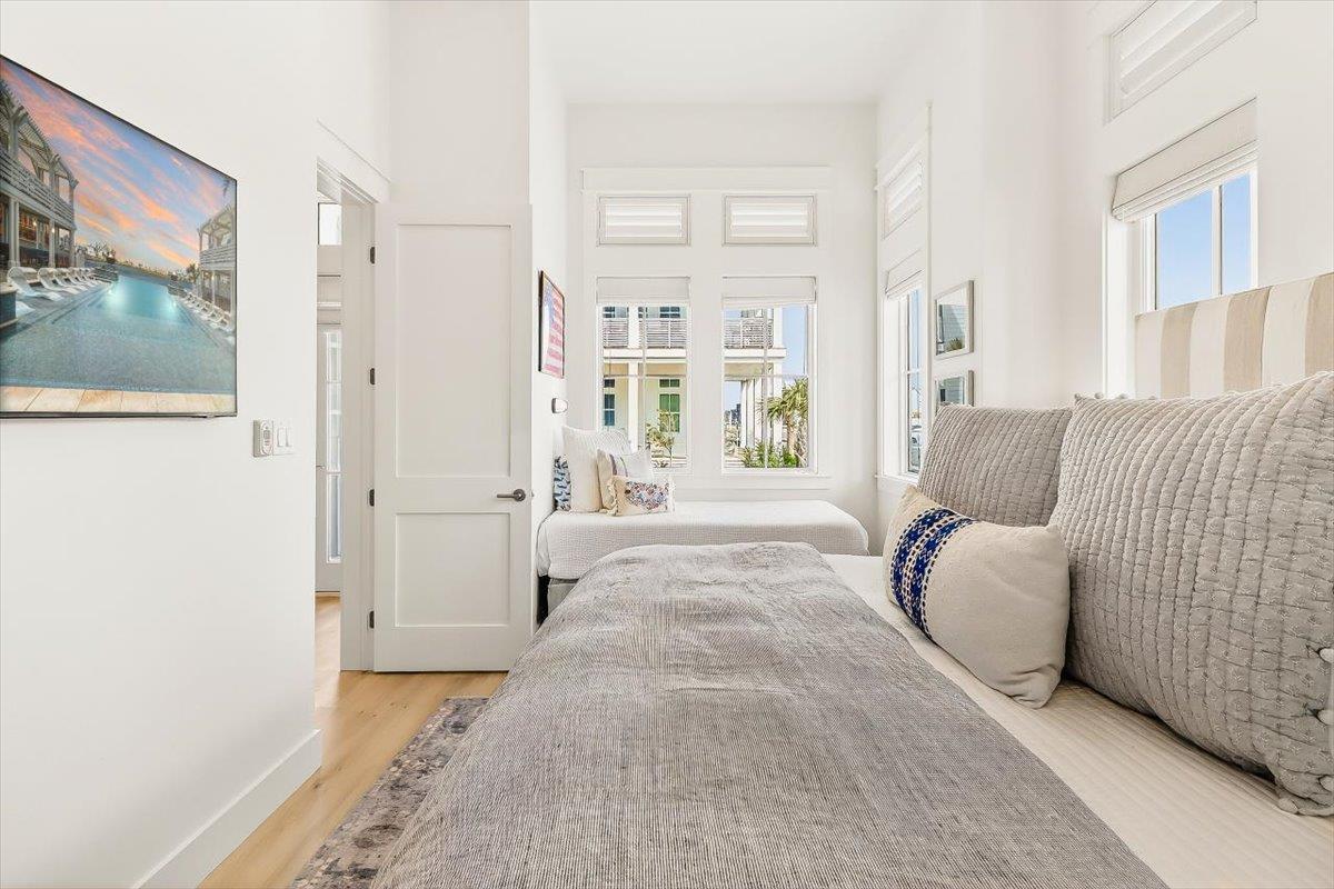 Front King Bedroom, 1st Floor