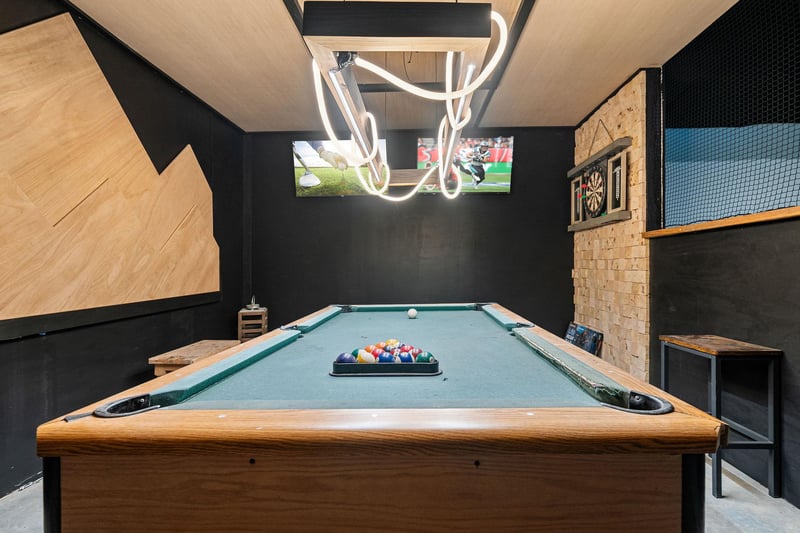 pool table