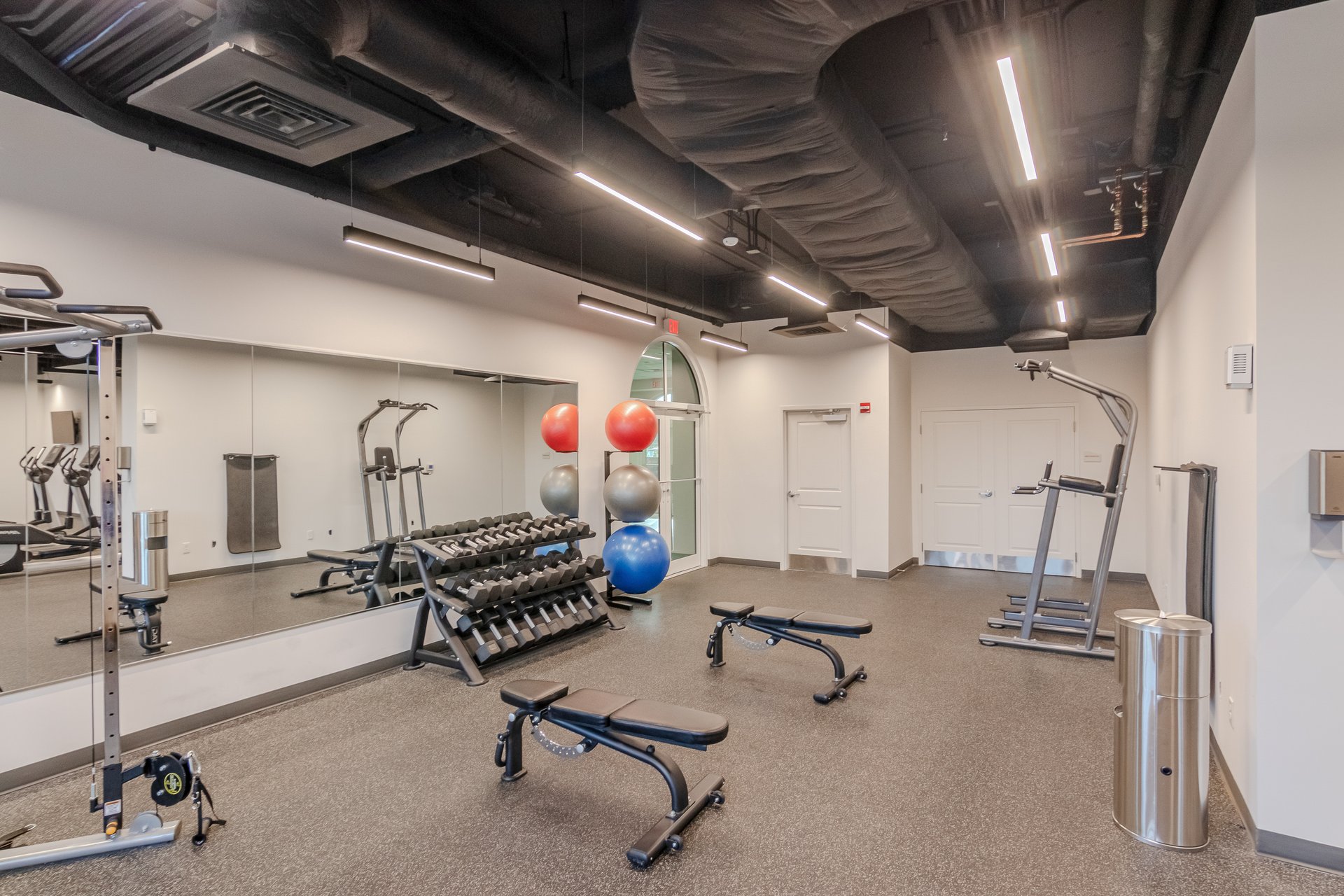 Calypso 310 Tower 3 28