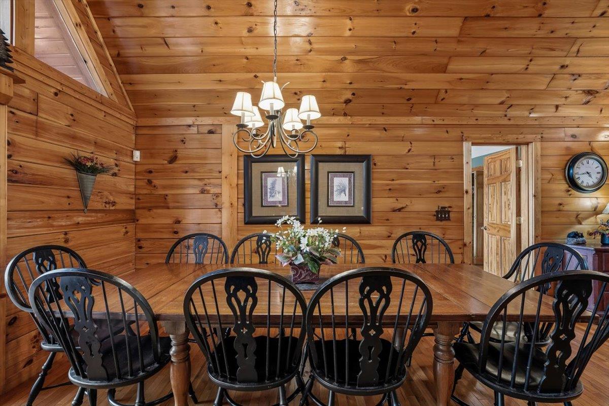24Dining Room