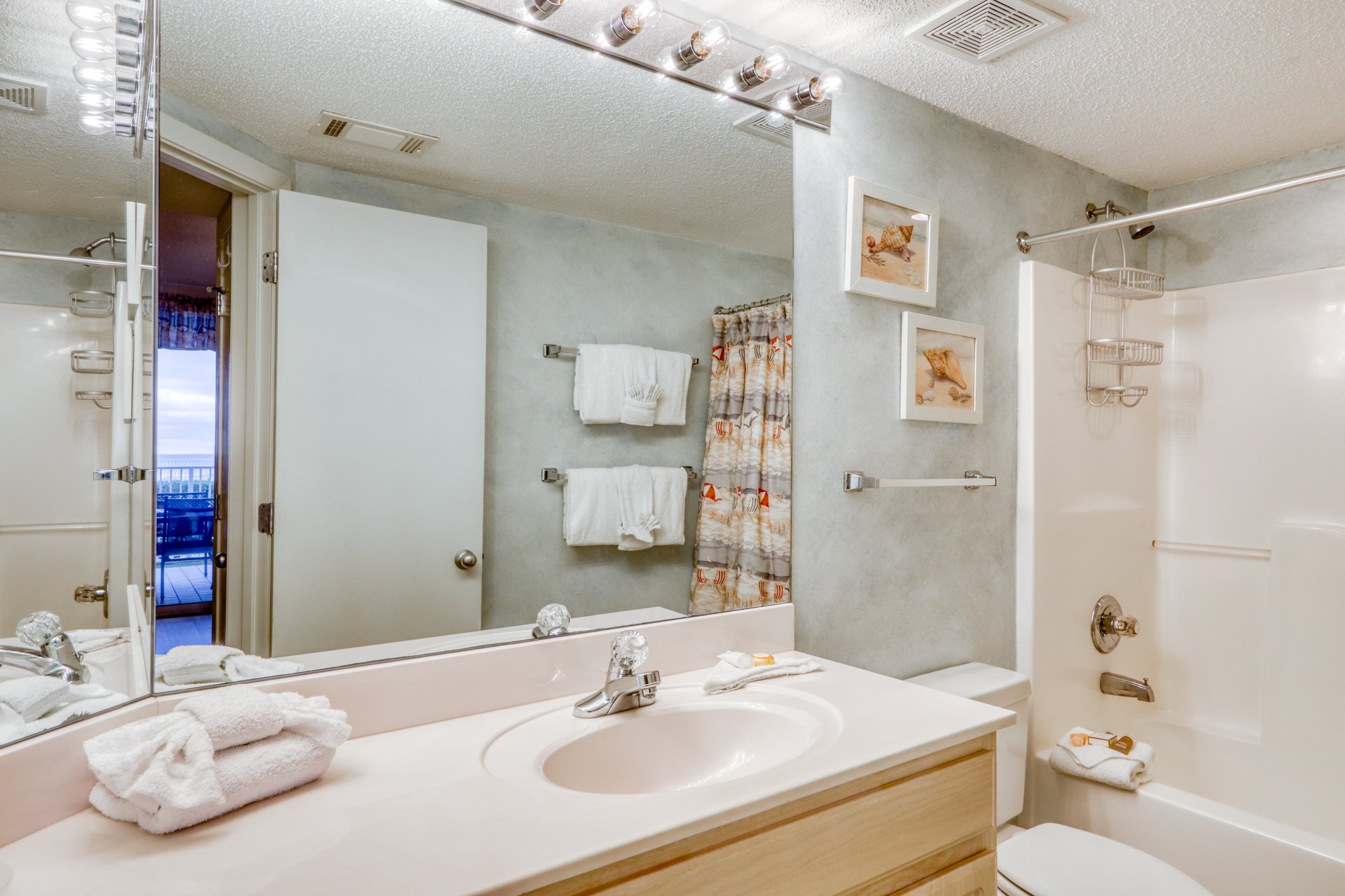 Pelican Pointe 106 19