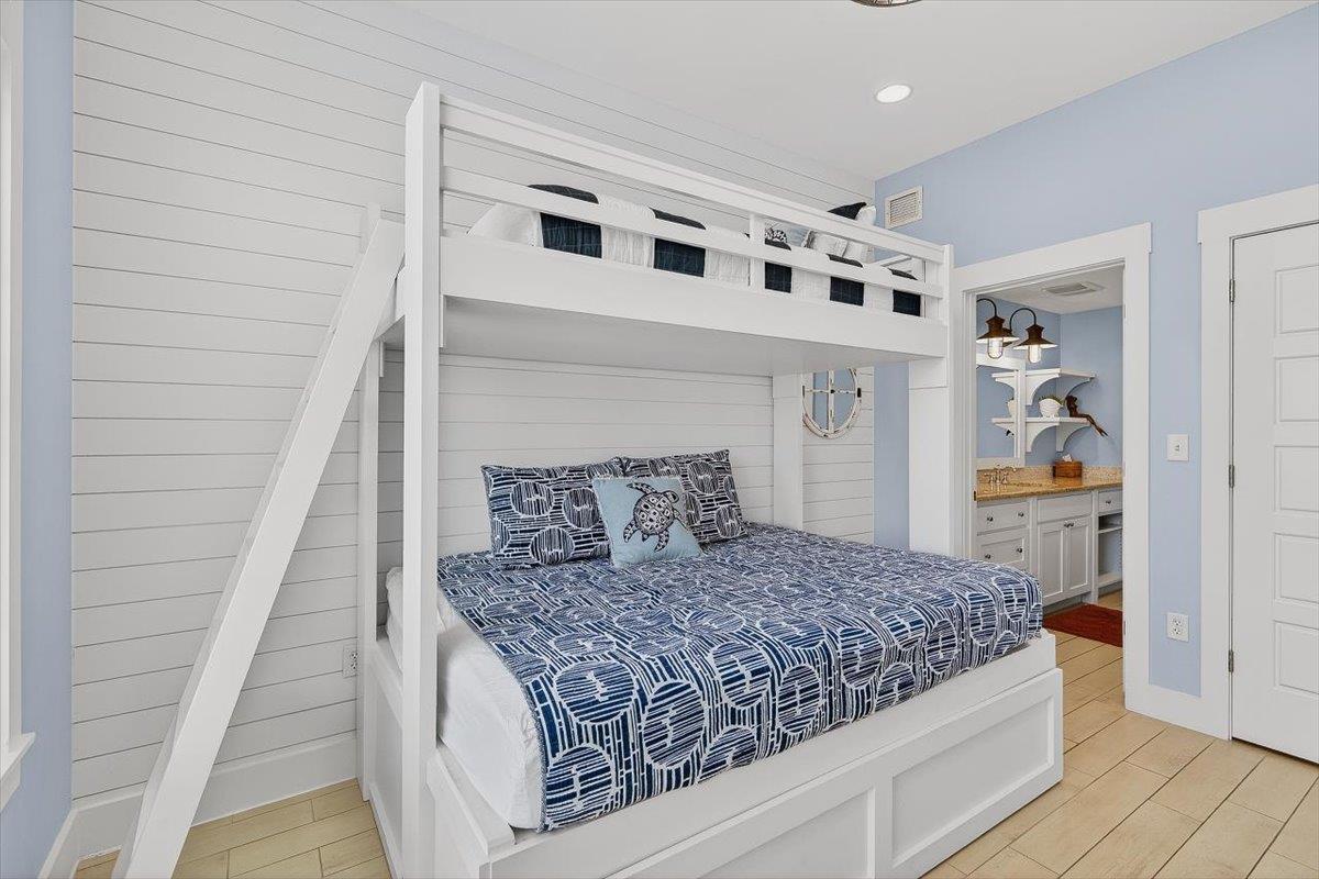 Bunk Bedroom