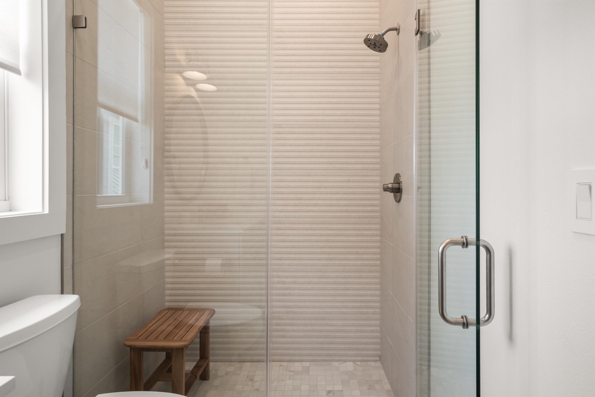 Shared Bathroom, 2nd Floor