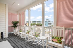 Balcony Dining  Lounge, 2nd Floor