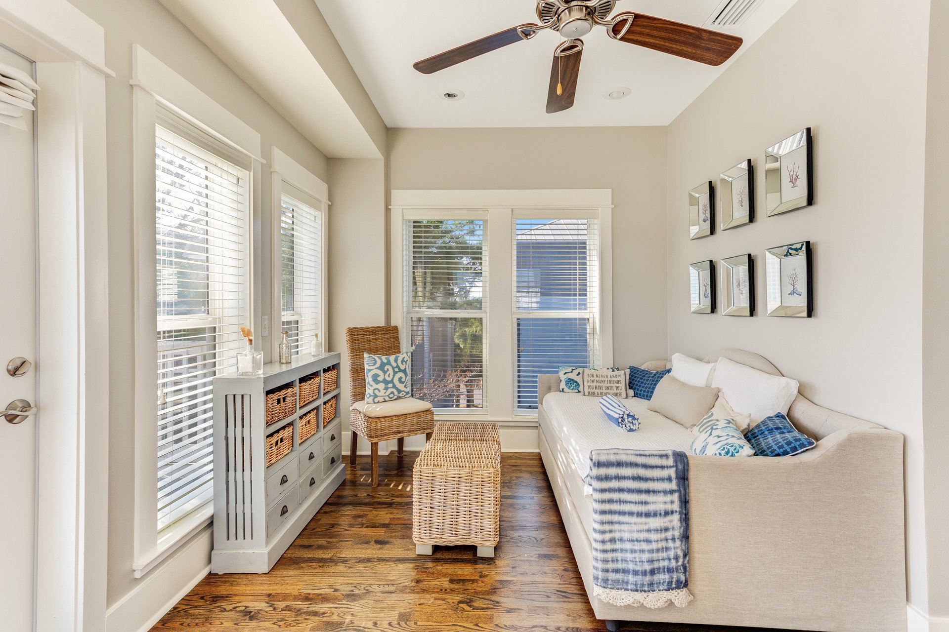 Seacrest Beach  The Lookout 37