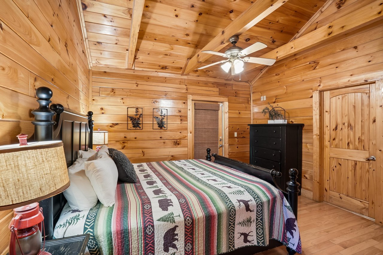 25Bedroom