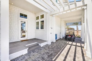 1st Floor, Side Entrance