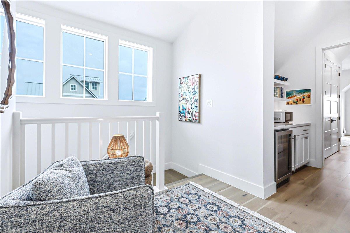 Stairwell Landing, 3rd Floor