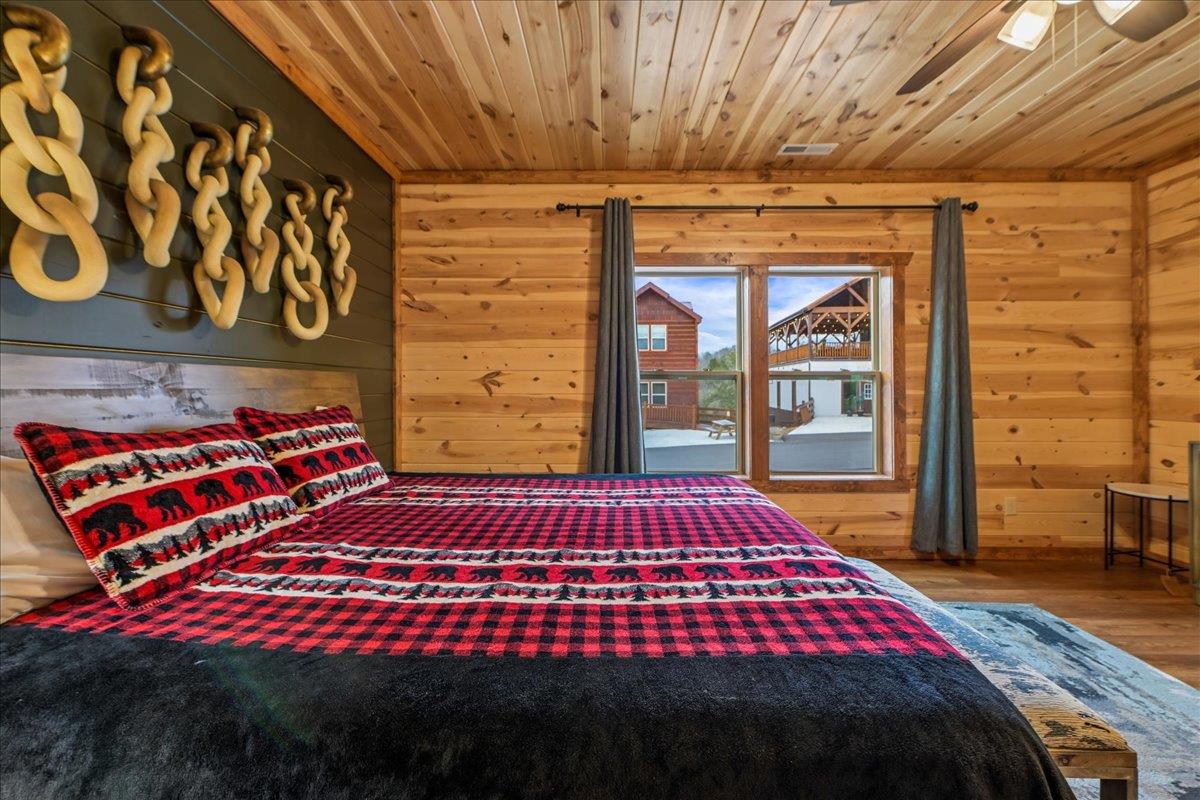 084Bedroom