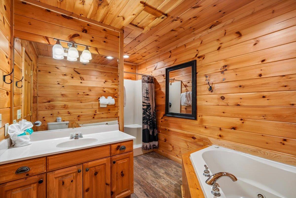33Bath