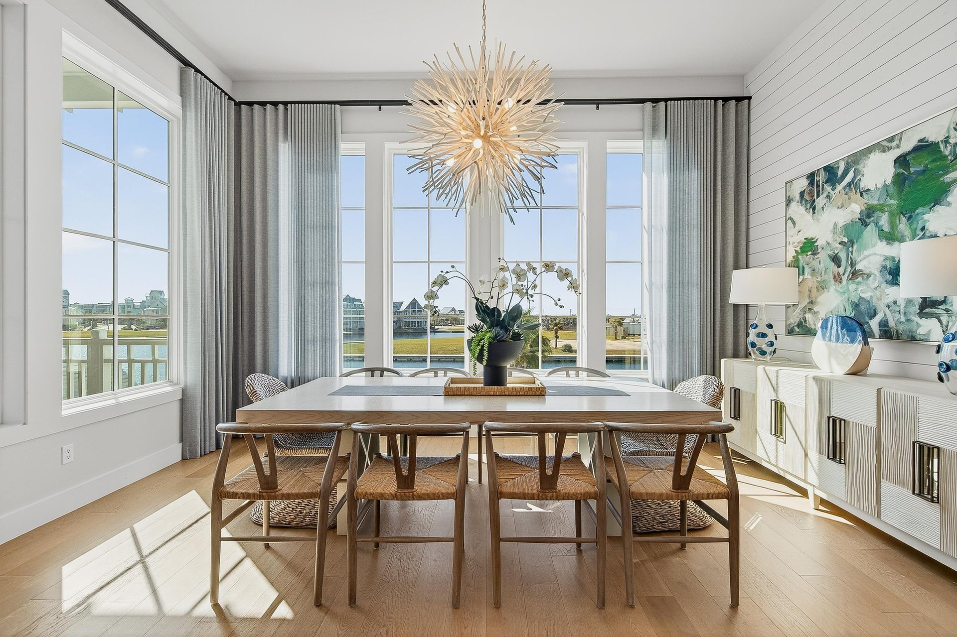 2nd Floor Dining Area