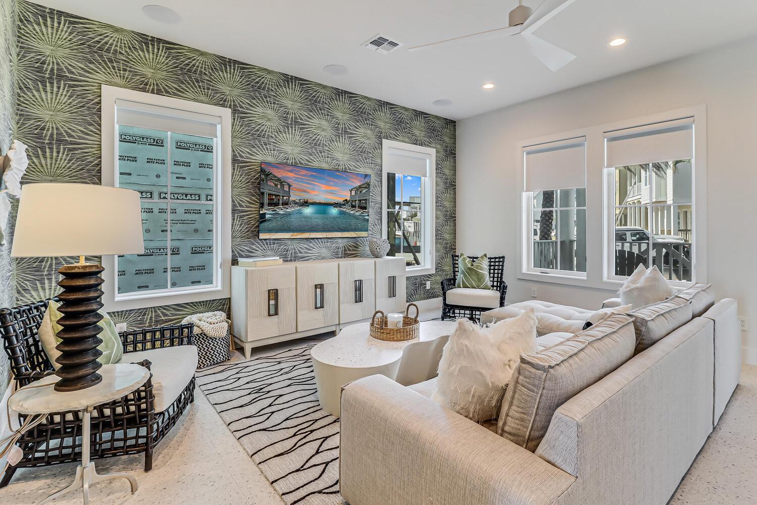 1st Floor Sitting Area