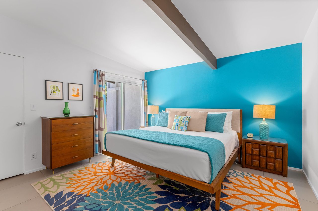 Guest bedroom