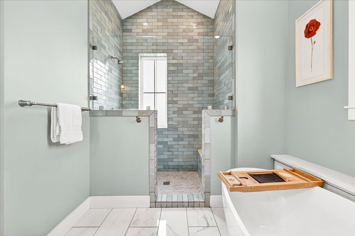 2nd Floor, Primary King Bathroom