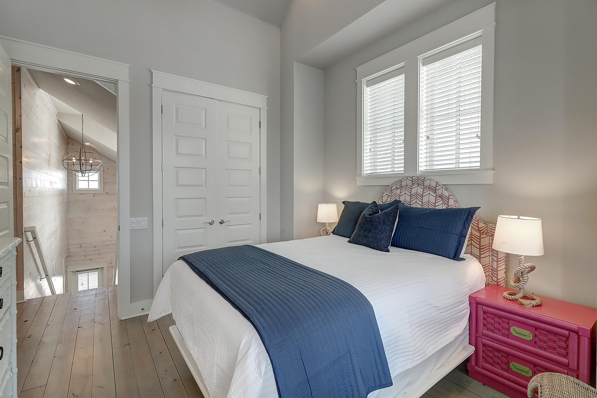 King Bedroom, 2nd Floor