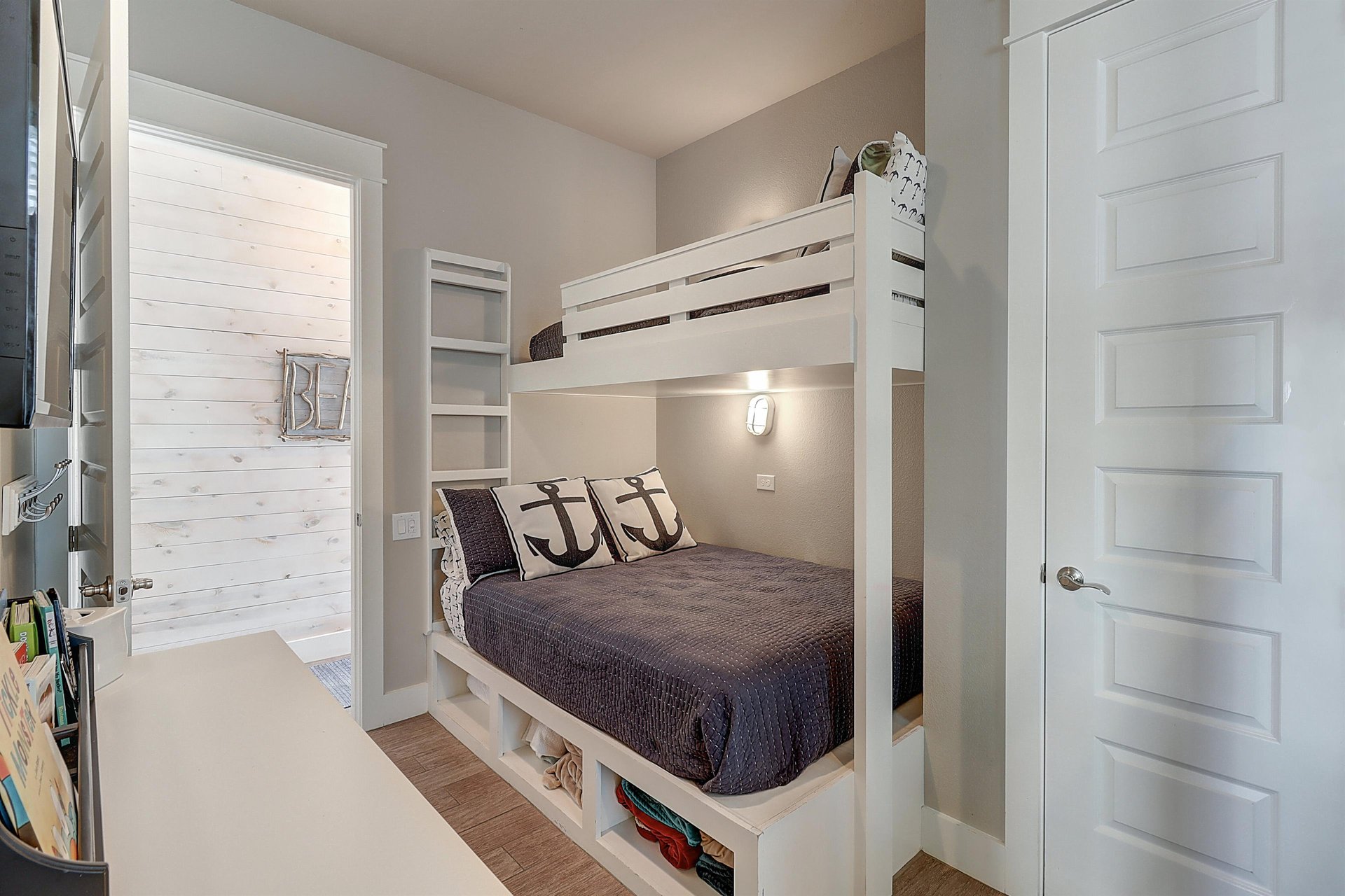 Bunk Room, 1st Floor