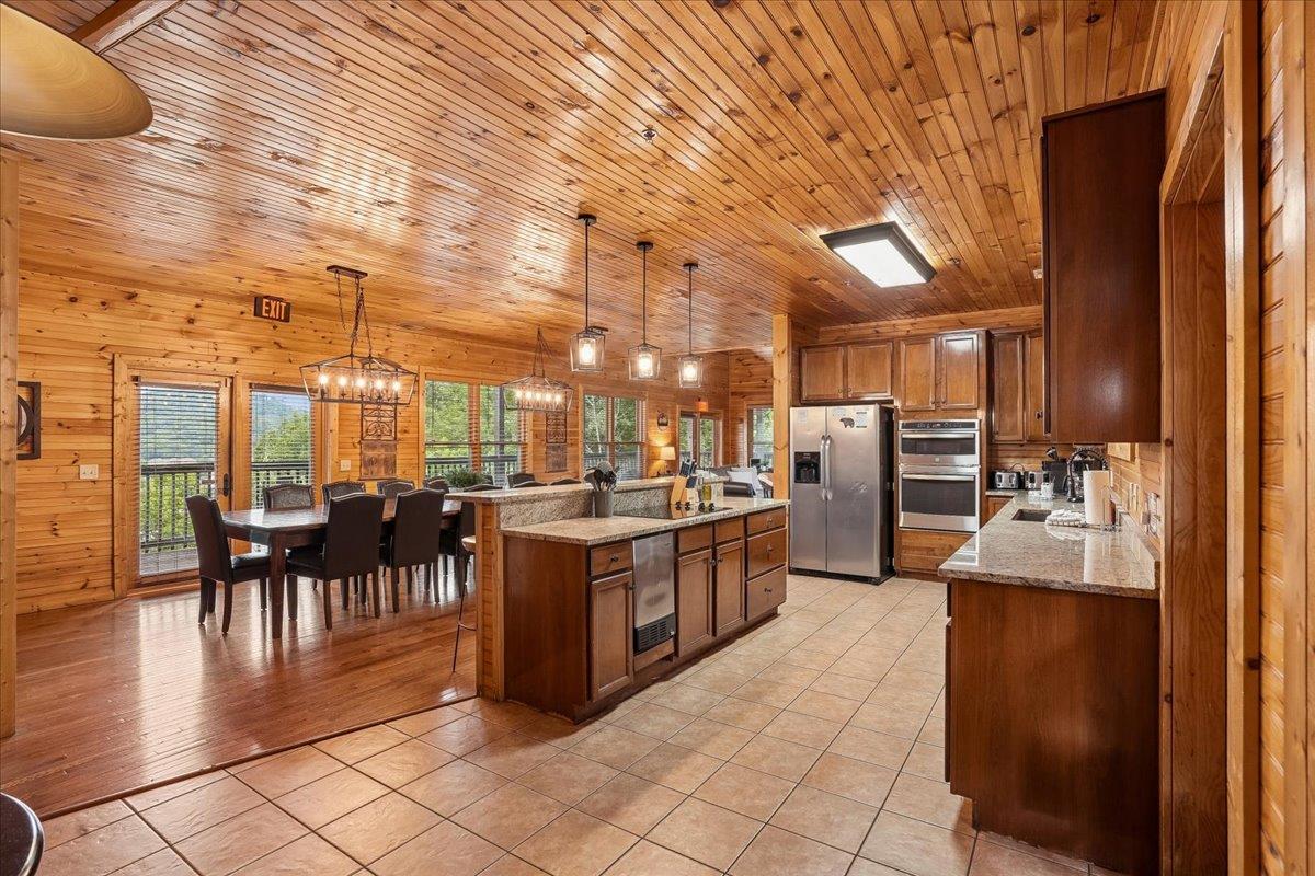 013Kitchen