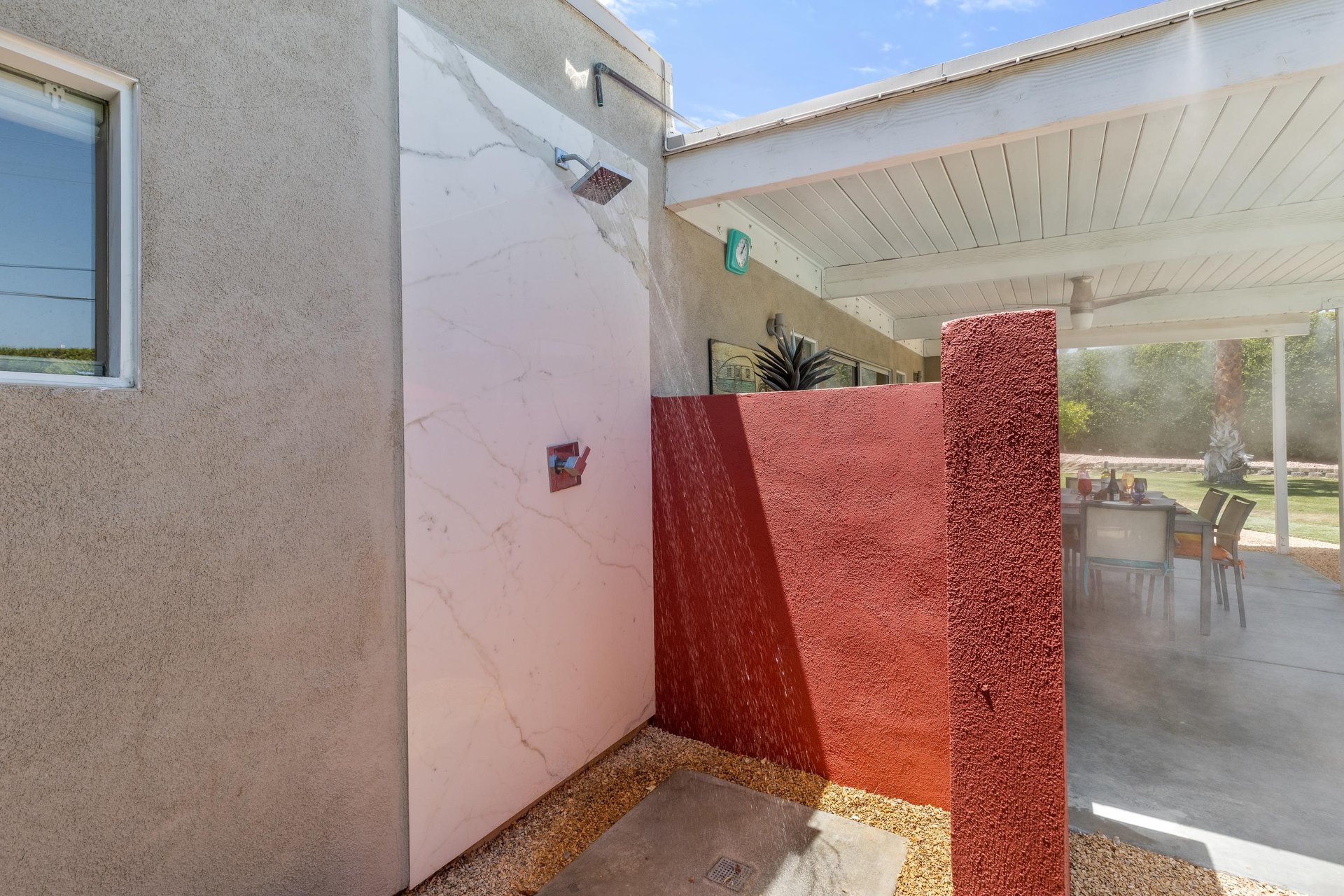 Outdoor shower to rinse off