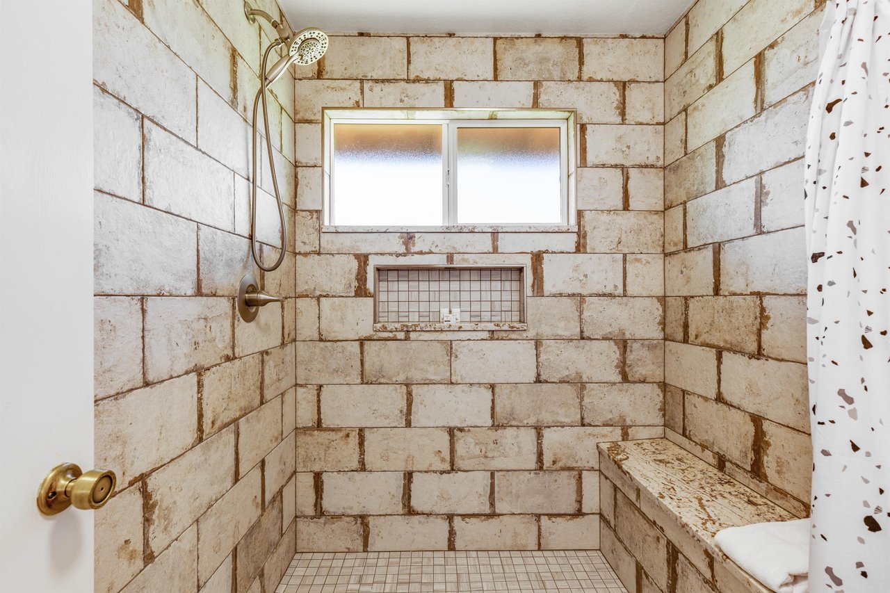 Width1280