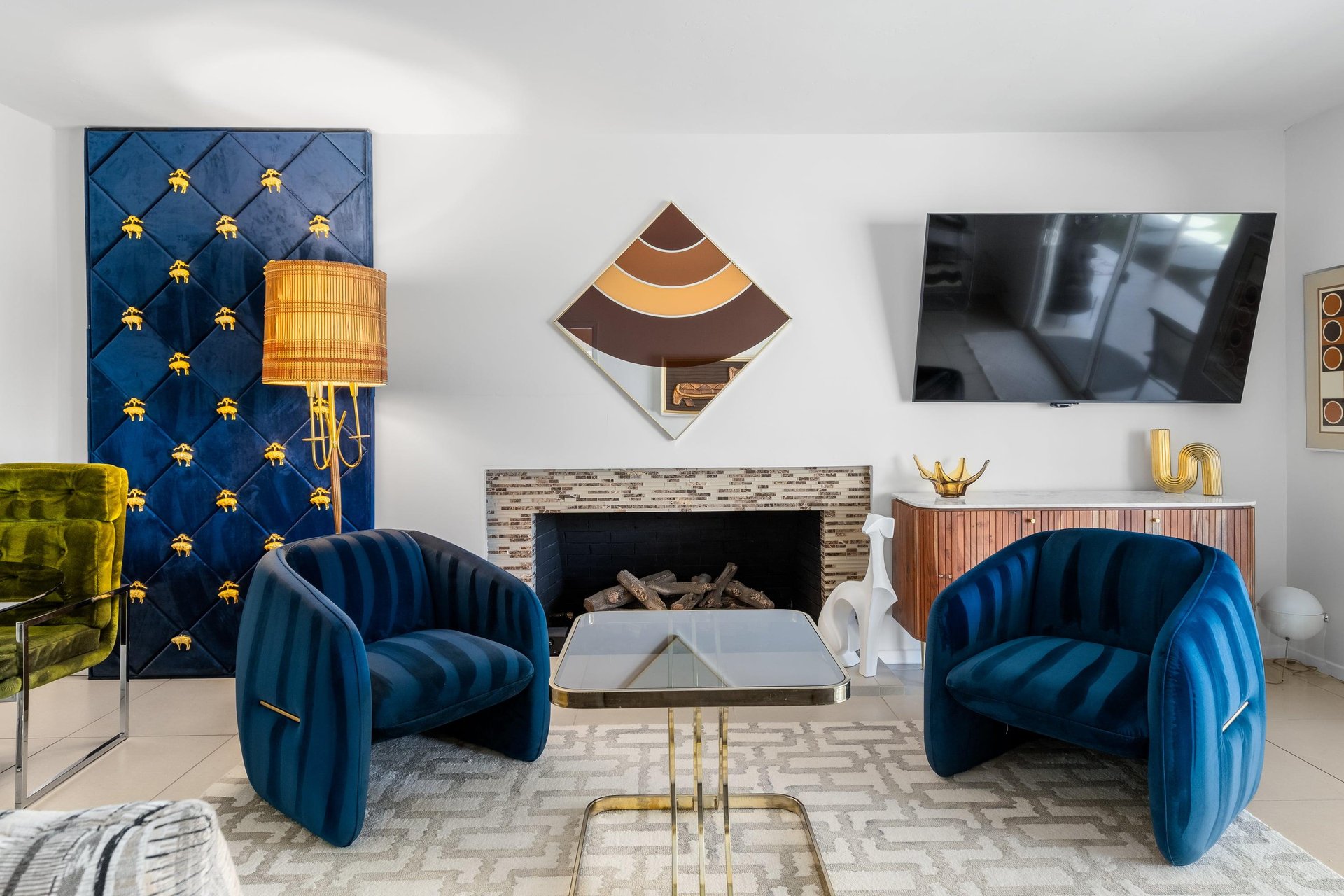 Second living room