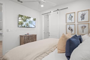 Second King Bedroom, 1st Floor