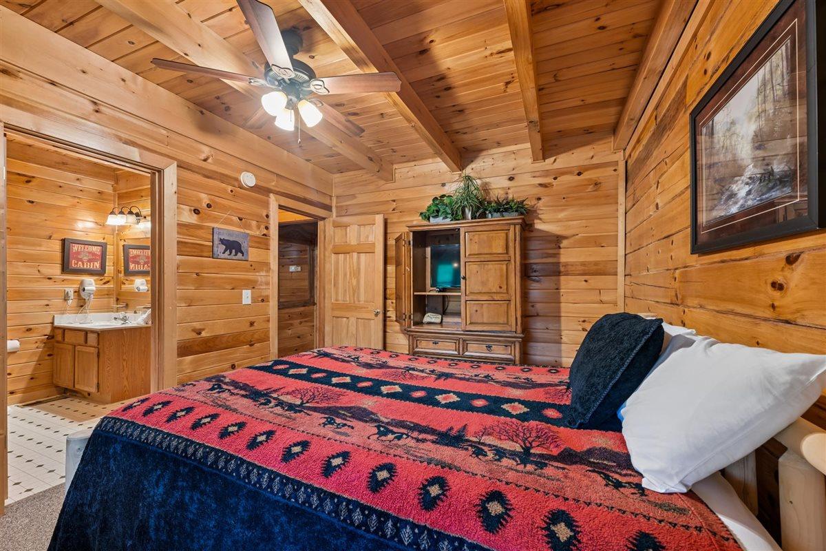 41Bedroom
