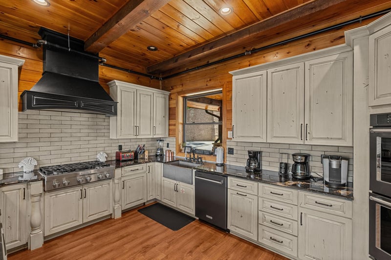 Kitchen with full size appliances