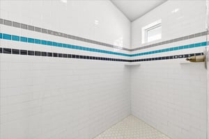 3rd Floor, Bunk Bathroom