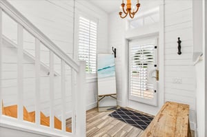 1st Floor, Entryway
