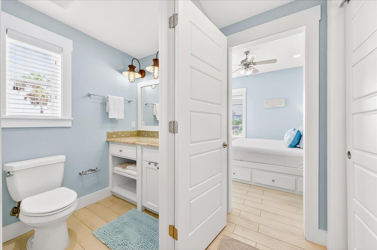 1st Floor, Shared Bathroom