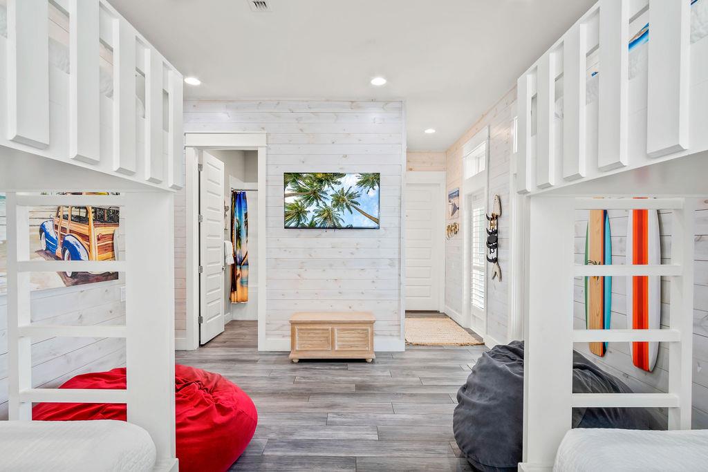 Open Bunk Area, 1st Floor