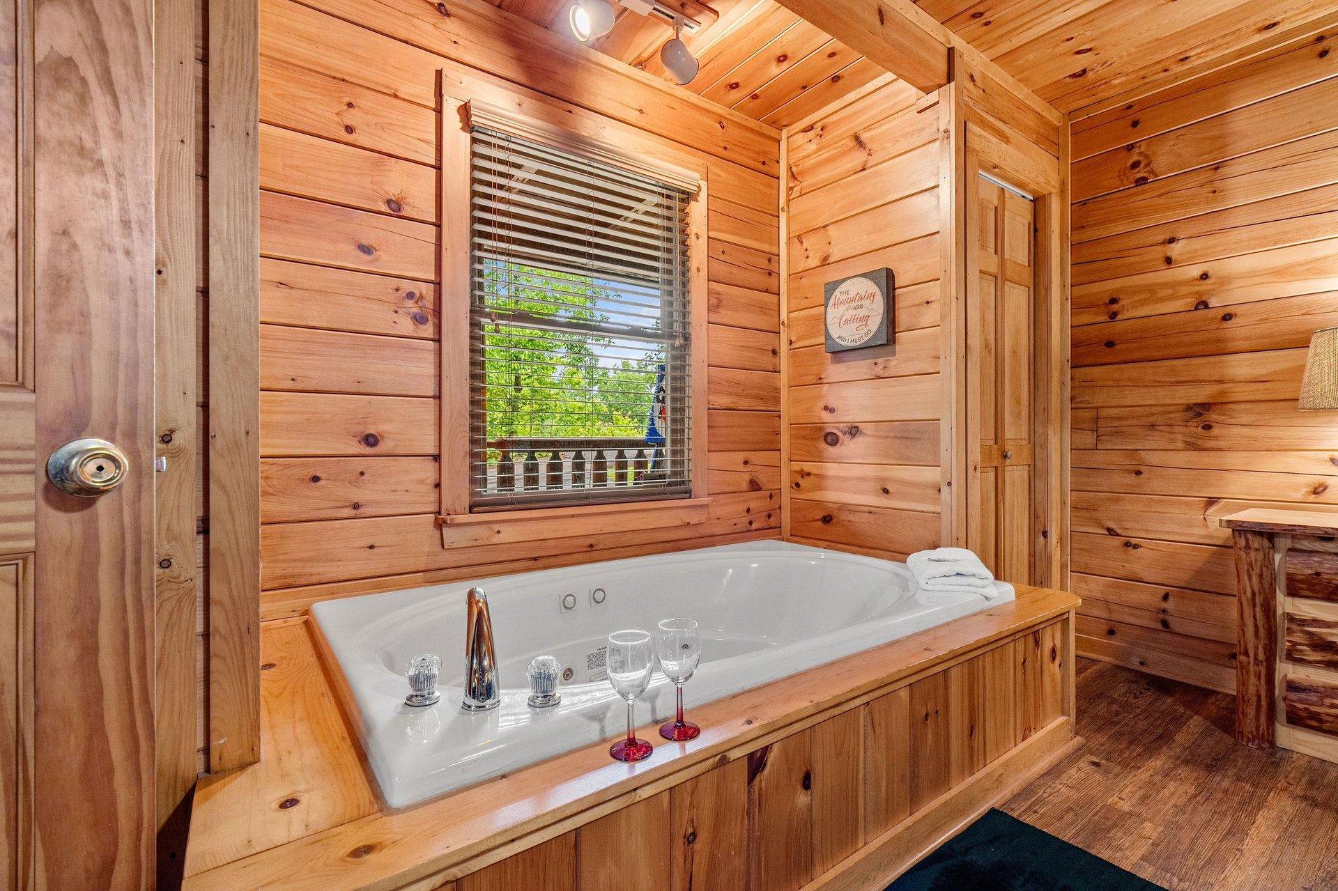 jacuzzi tub in bedroom