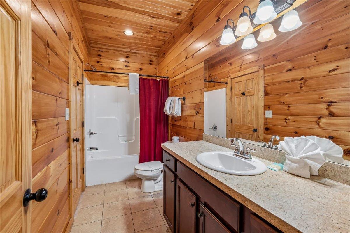 32Primary Bath