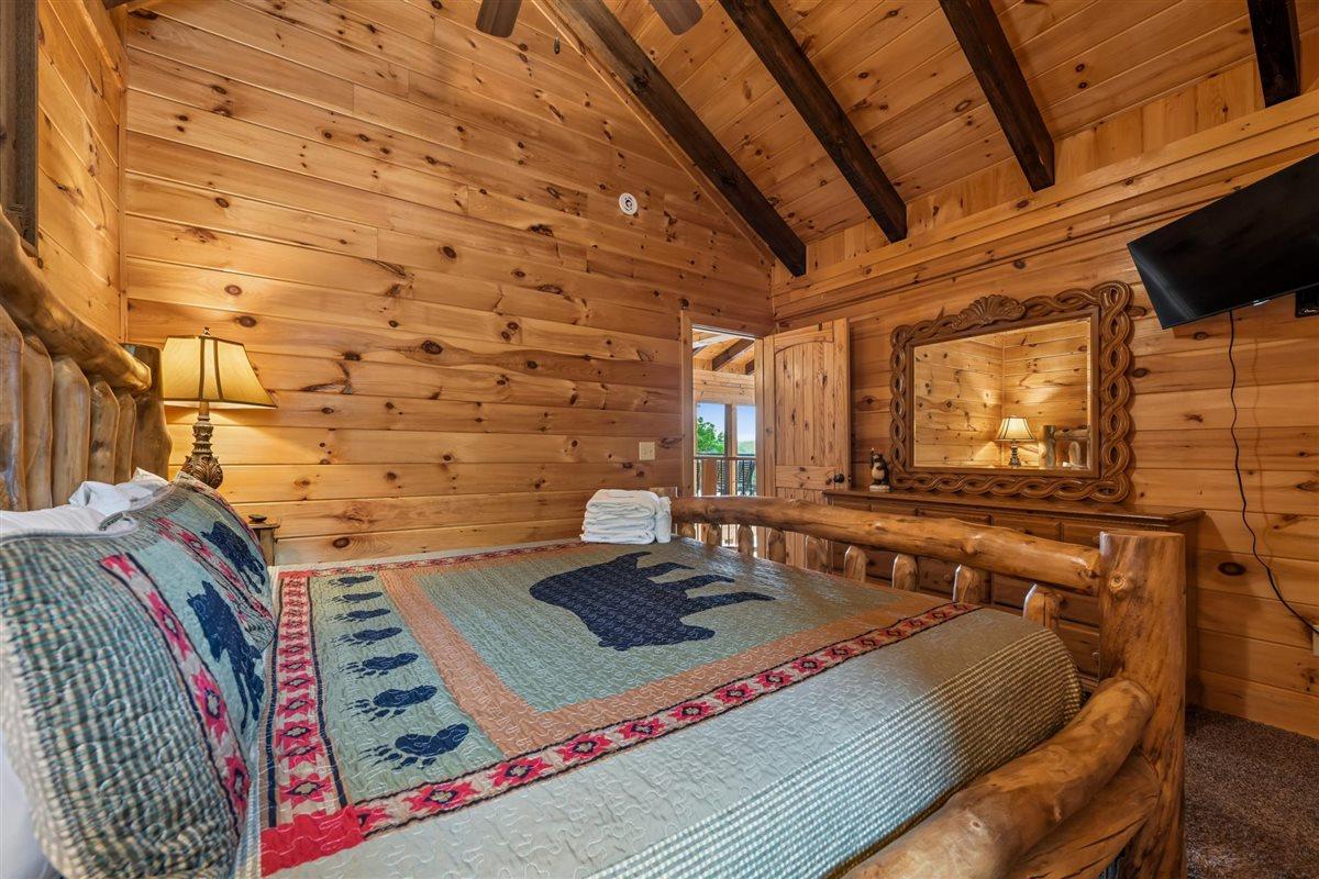055Bedroom
