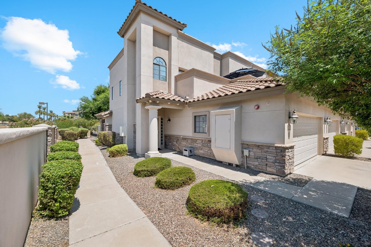 Two level townhouse