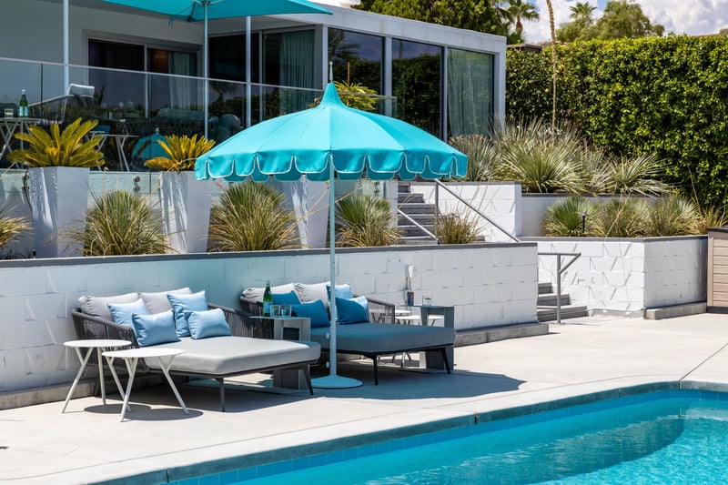 Upscale Outdoor Daybeds