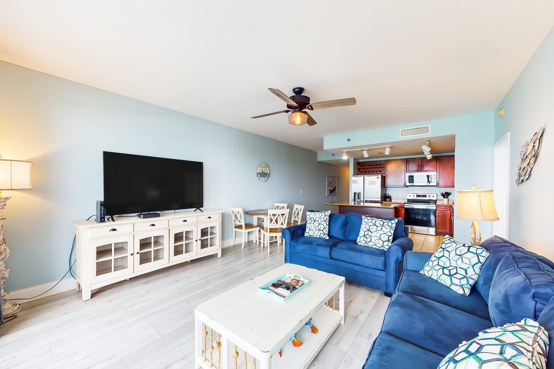 Laketown Wharf 1125 1