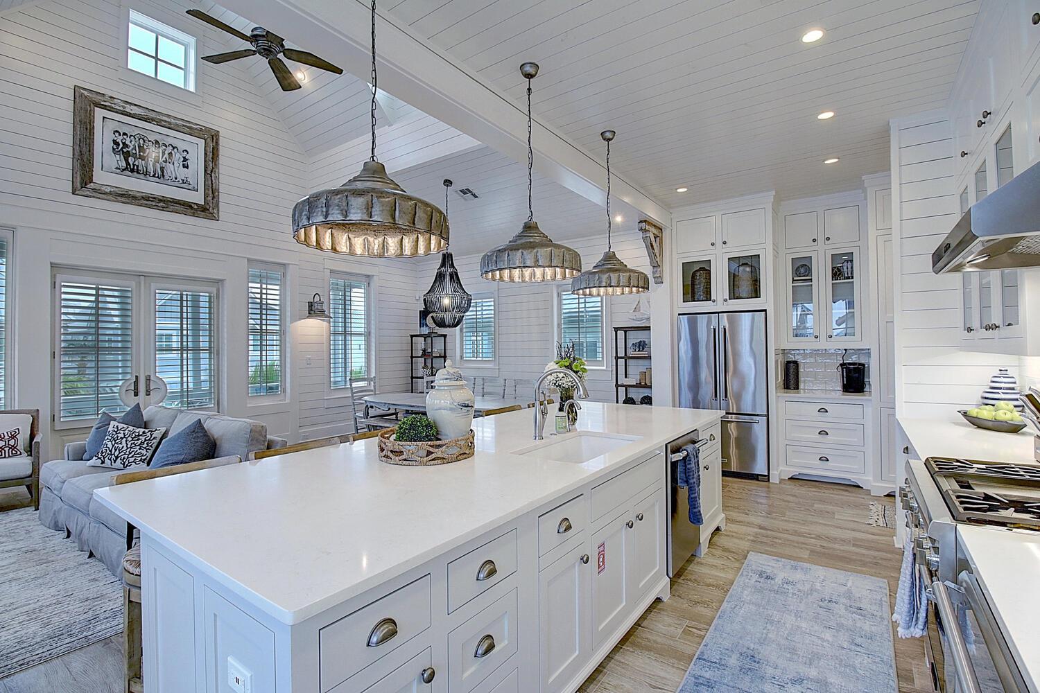Kitchen, 2nd Floor