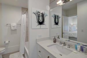Shared Bathroom, 3rd Floor