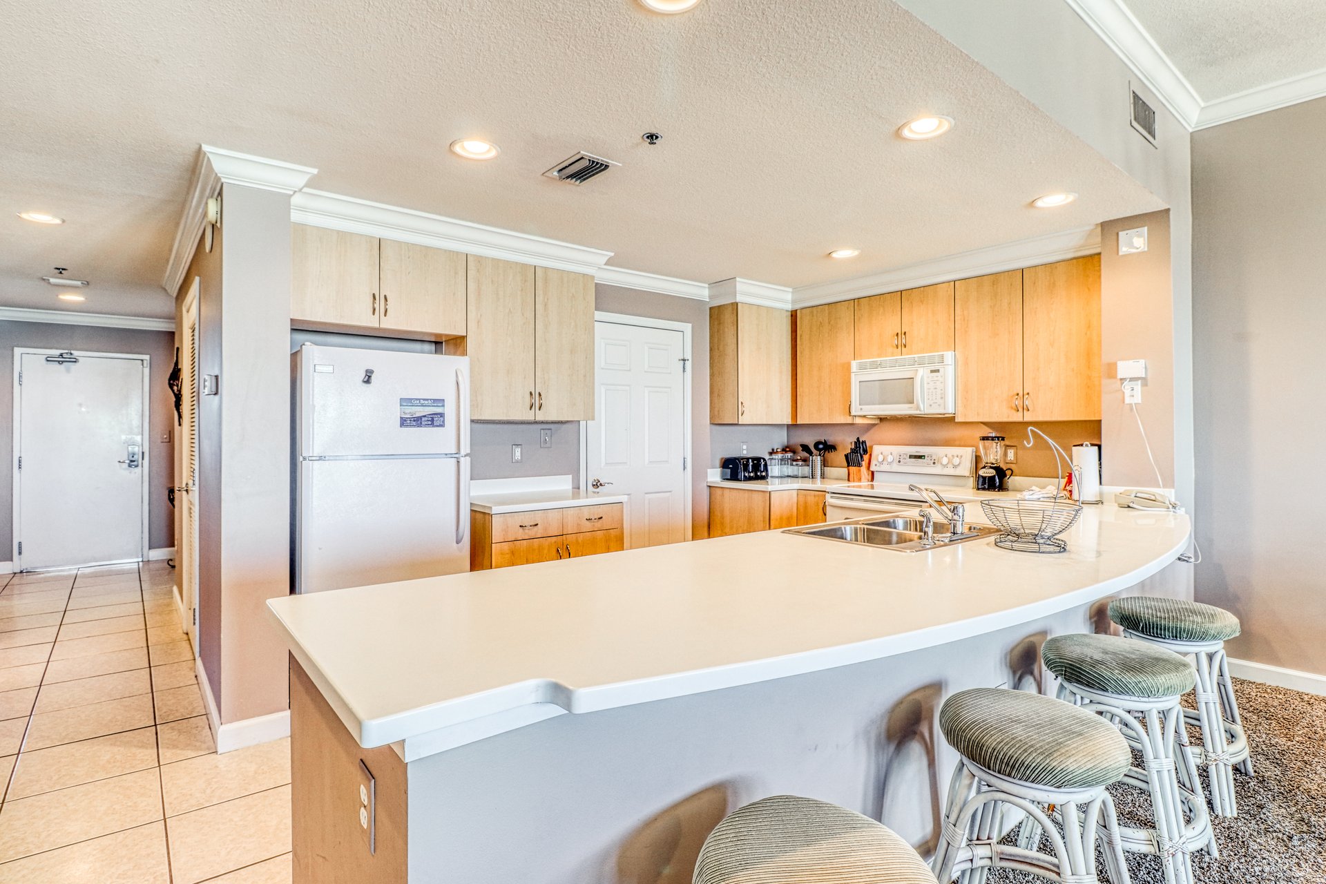 Sterling Beach 305 6