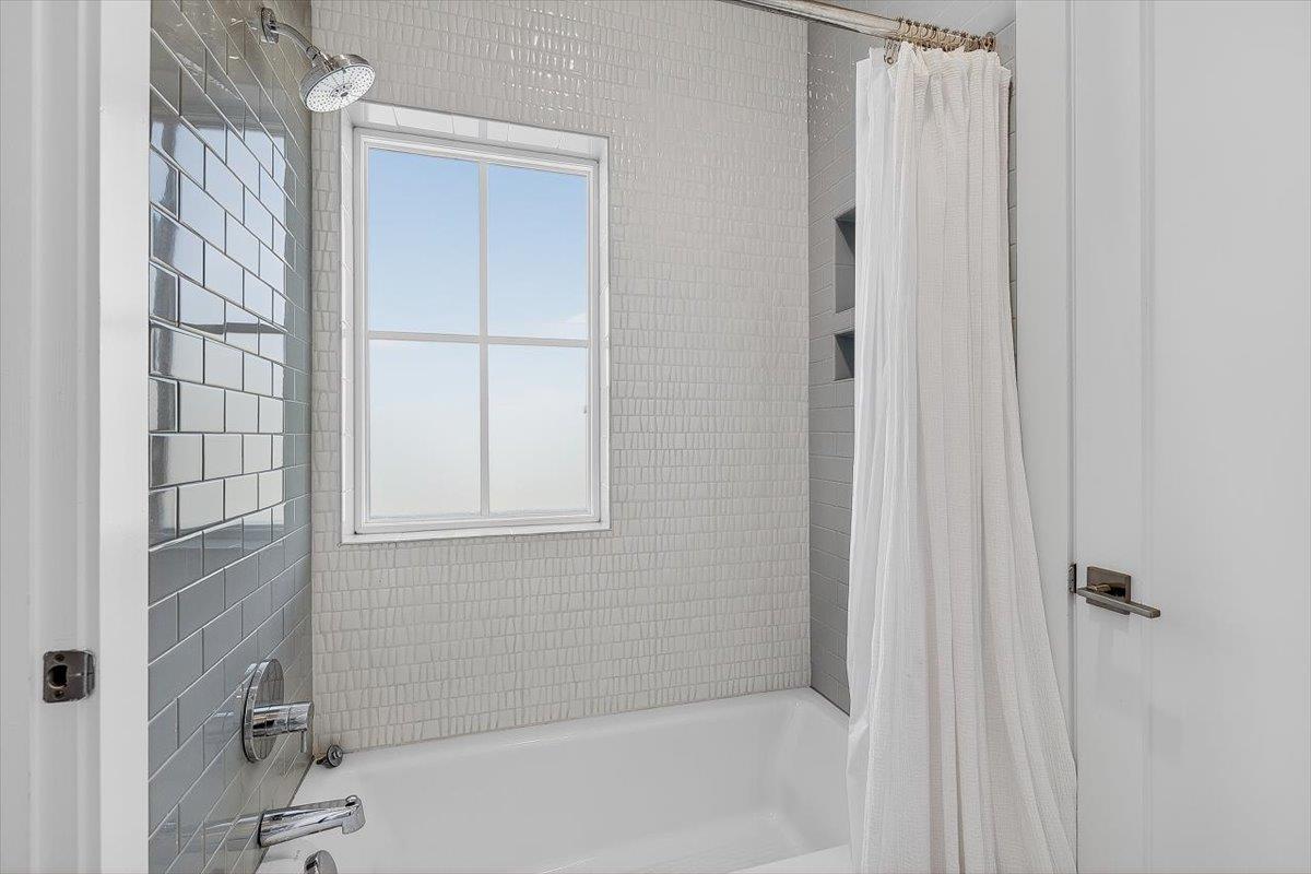 Jack  Jill Bathroom, 2nd Floor